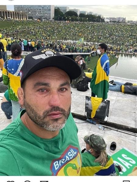8.jan.2023 - Léo Índio fez selfie no dia da invasão golpista em Brasília - 