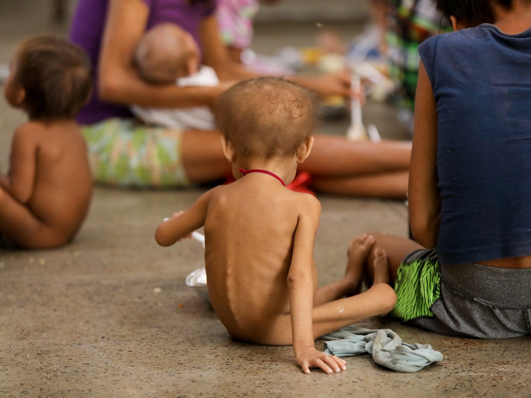 Mortalidade infantil yanomami supera a de Serra Leoa, a pior do mundo