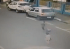 Crianças de três anos escapam de creche e correm pela rua em SC; vídeo - Reprodução/Redes sociais