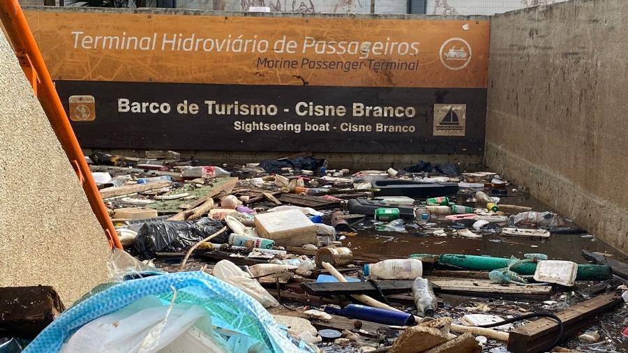 Como ficou acesso ao metrô no centro histórico de Porto Alegre após recuo da enchente