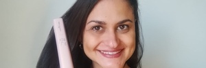 Testamos a chapinha da Viih Tube: 'alisa bem os fios e ajusta temperatura' (Foto: Juliana Almirante)