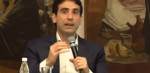 Galípolo vê inflação em trajetória planejada, mas cita riscos no radar