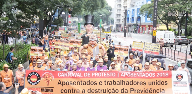 Carnaval de protesto do Sindicato Nacional dos Aposentados, em 30/1, em São Paulo - Tiago Santana