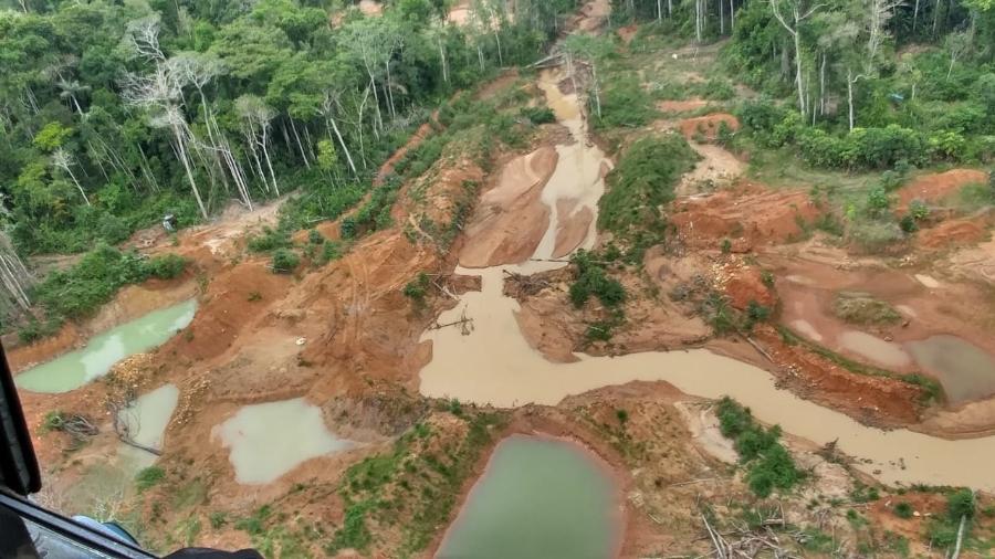 Operação da PF flagra a extração ilegal de minérios na Terra Indígena Roosevelt, em Rondônia, na divisa com o Mato Grosso - Divulgação