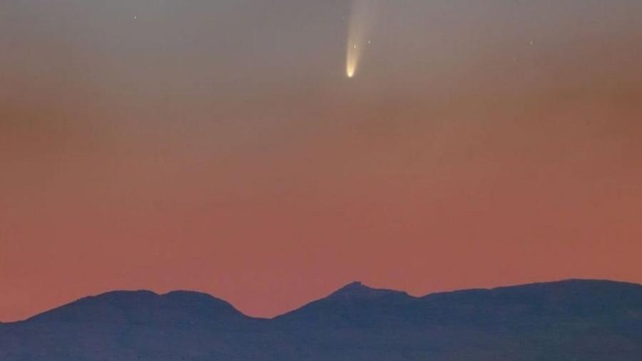 Neowise é um dos poucos cometas vistos a olho nu no século 21 - MAROUN HABIB/NASA