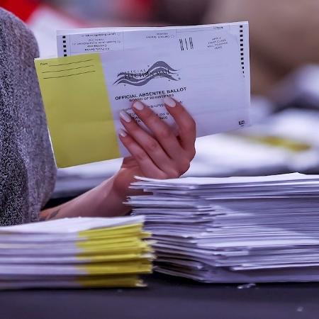 "Não podemos aceitar disputas pós-eleitorais sobre questões variadas de contagem de votos", diz a decisão - EFE/EPA/ERIK S. LESSER