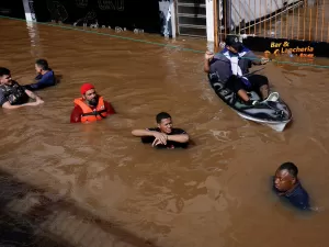 UFC muda campanha e doa alimentos para município atingido por chuvas no RS