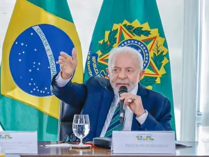 Economia tem que melhorar mais para Lula se reeleger, mostra IPEC