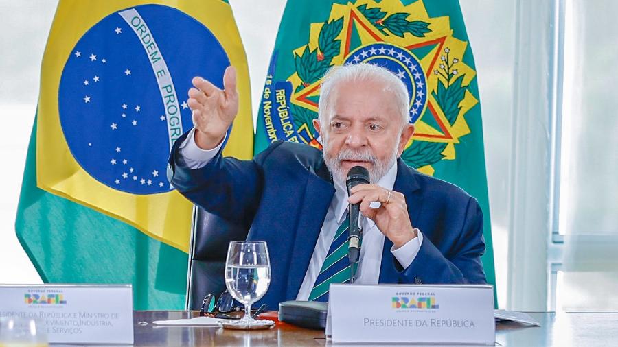 Lula defende isenção de IR a pessoas que recebem até R$ 5.000