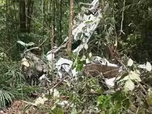 Aeronave que caiu no Amazonas estava proibida de voar; dois morreram