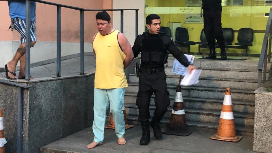 2.jun.2020 - Antônio Gean Gomes Maciel, 31, foi preso em flagrante por tentativa de feminicídio após dar oito facadas na própria mulher, no Morro dos Macacos (RJ) - Herculano Barreto Filho/UOL