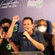 29.nov.2020 - O prefeito eleito do Rio de Janeiro (RJ), Eduardo Paes (DEM), faz seu discurso no Hotel Nacional em São Conrado, na capital fluminense, neste domingo (29), acompanhado do presidente da Câmara dos Deputados, Rodrigo Maia. - CAIO BASILIO/FUTURA PRESS/ESTADÃO CONTEÚDO