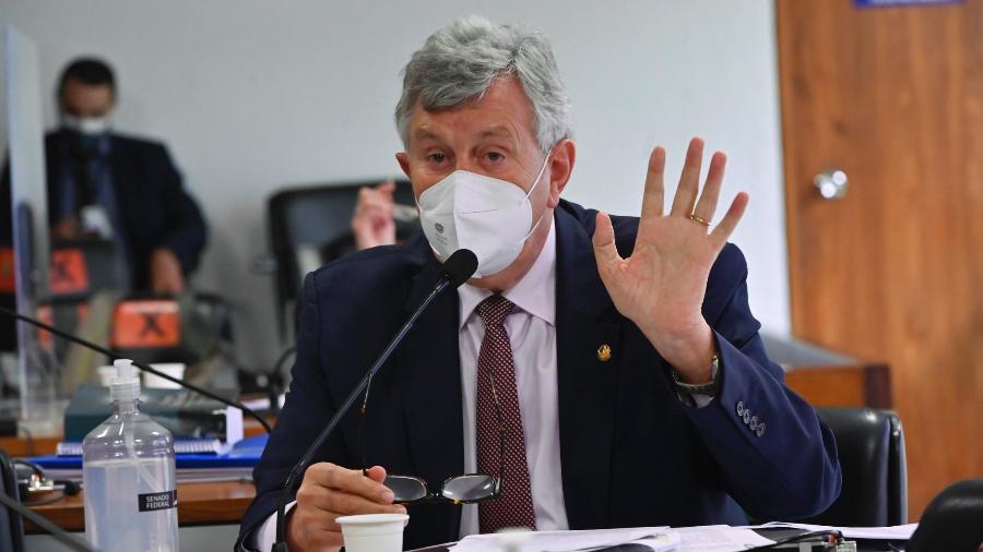 Senador Luis Carlos Heinze (PP-RS), durante a CPI da Covid - Leopoldo Silva/Agência Senado