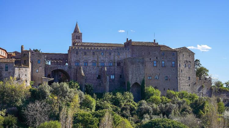 11.abr.2022 - Palácio Papal de Viterbo, na Itália 11.abr.2022 - Palácio Papal de Viterbo, na Itália