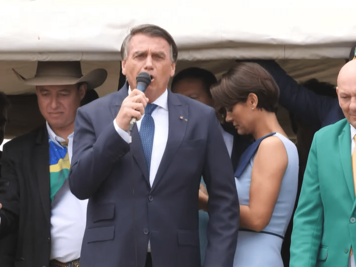 Jair Messias Bolsonaro - Família, uma dádiva de Deus. Hoje minha