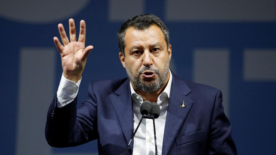 Líder da Liga Matteo Salvini em comício de encerramento da campanha eleitoral da coalizão de centro-direita - REUTERS/Yara Nardi