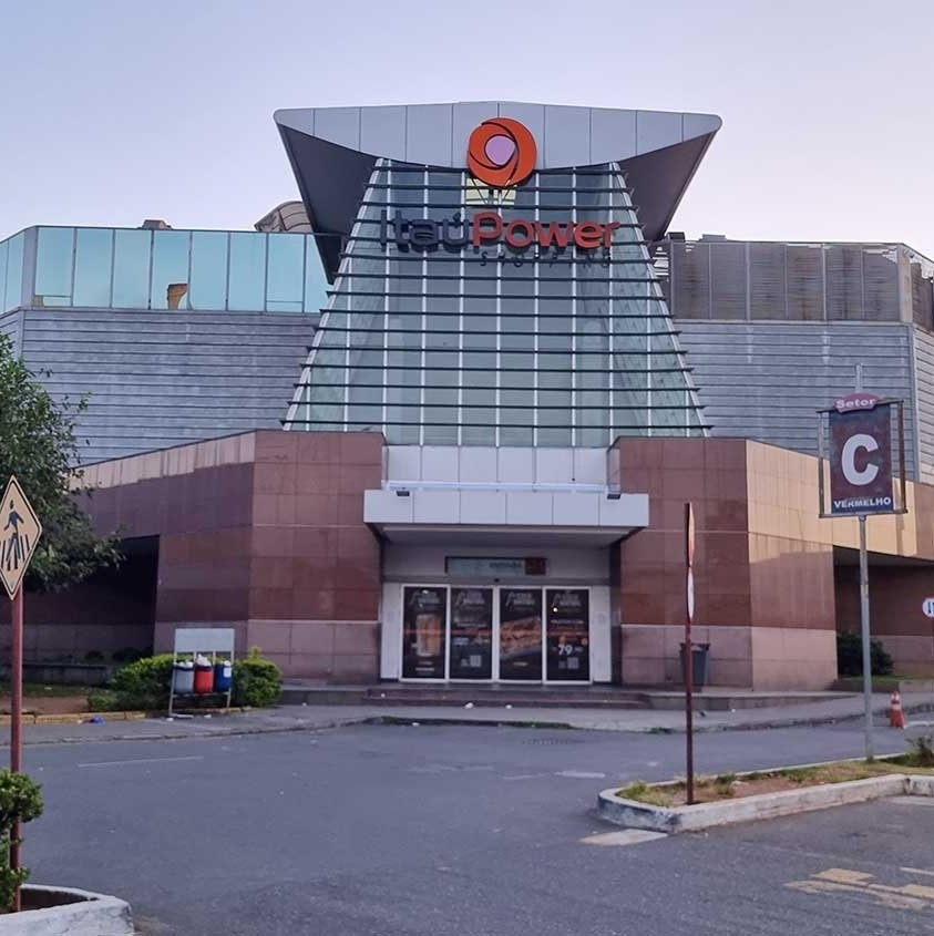 Frank calçados store itau power shopping