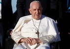 Papa diz que está com bronquite e não lê discurso em evento no Vaticano (Foto: REUTERS/Benoit Tessier)