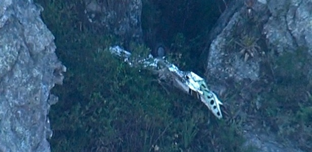 Destroços de avião são encontrados na Serra do Caraça, na Região Central de Minas - Reprodução/TV Globo