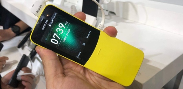 Nokia 8110 versão 2018, lançamento recente da marca que recria modelo clássico - Márcio Padrão/UOL