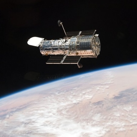 O telescópio espacial Hubble, da Nasa, se dedica a fotografar o espaço desde seu lançamento, em 24 de abril de 1990 - NASA