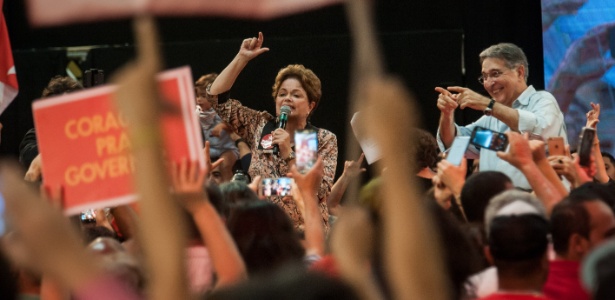 5.ago.2018 - Candidatos ao Senado e ao governo de Minas Gerais, Dilma Rousseff e Fernando Pimentel participam da convenção do PT-MG em Belo Horizonte