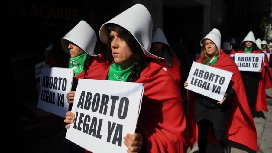 A Argentina, por pouco, não se tornou uma opção a mais para mulheres que buscam fazer aborto legal fora do país - Eitan Abramovich