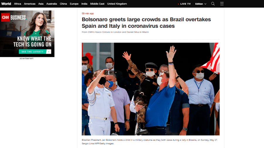 Reportagem da CNN nos EUA destacou que Bolsonaro participou de protesto em meio à pandemia do novo coronavírus - Reprodução/CNN