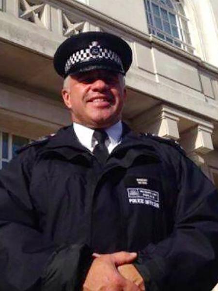 O sargento Matt Ratana: Homenageado por colegas de trabalho em Londres - Reprodução/Facebook