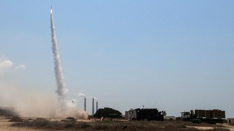Israel Defense System intercepts rockets fired by Palestinian militants - REUTERS/Ilan Rosenberg - REUTERS/Ilan Rosenberg