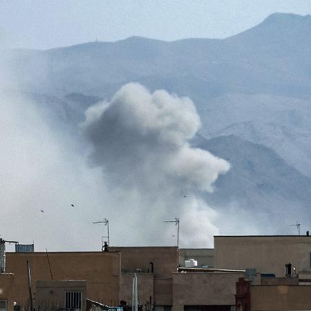 Após ataque dos EUA e de Israel, fumaça é vista após explosão em Teerã, capital do Irã