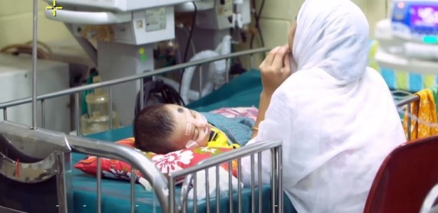 Projeto de médico de Bangladesh | Acredite: Tubo de plástico usado pode salvar bebês da pneumonia