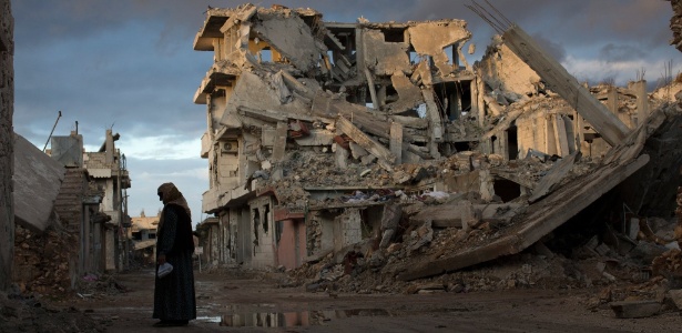Kobani, cidade na Síria, depois de um ataque do Estado Islâmico - Tyler Hicks/The New York Times
