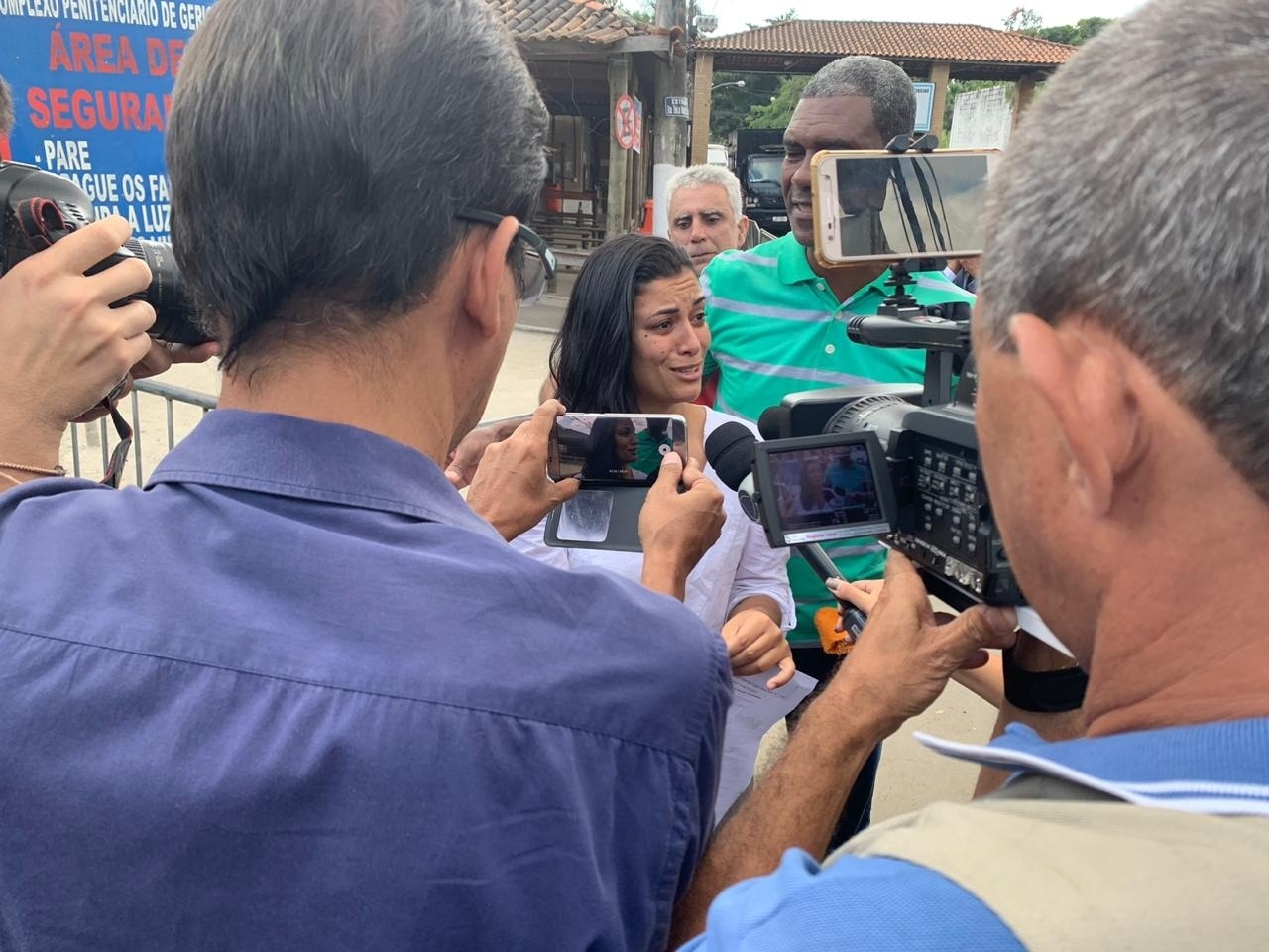 Mulher confundida com a irmã fica presa 11 dias injustamente no RJ -  18/06/2019 - UOL Notícias