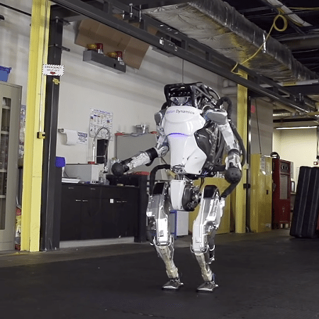 Robô Atlas, da Boston Dynamics; Cidade de San Francisco volta atrás de lei que permitia que robôs pudessem atacar humanos - Divulgação