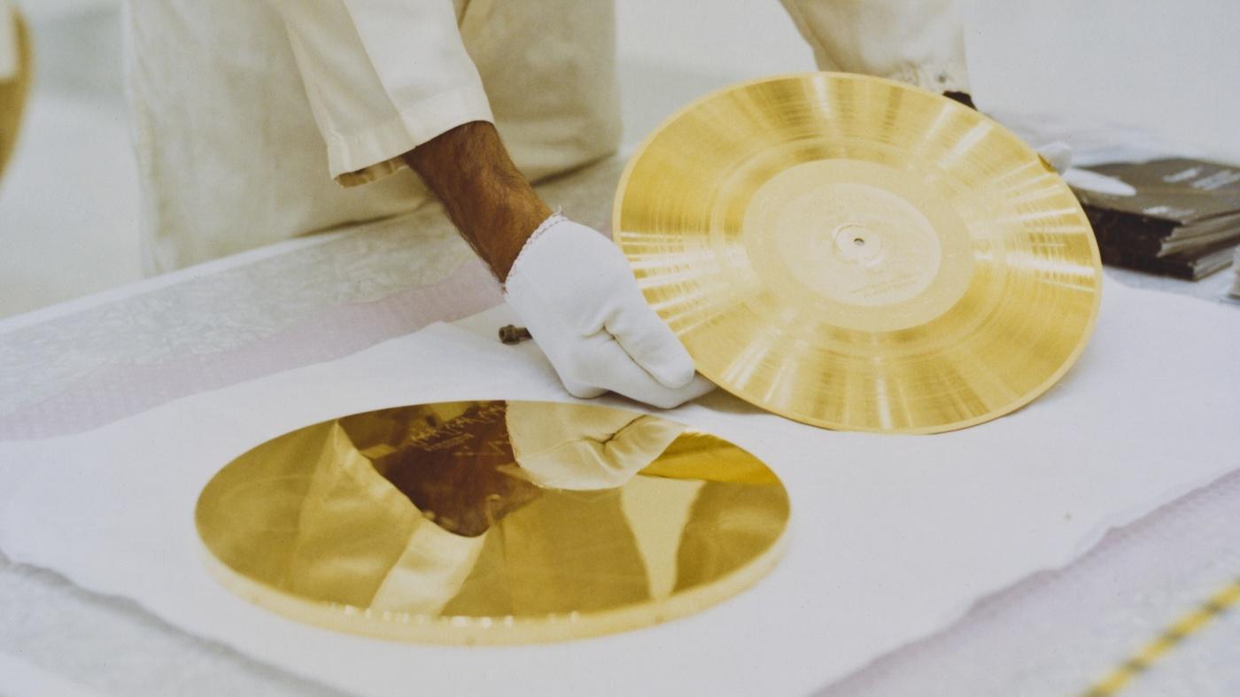 disco dourado - NASA