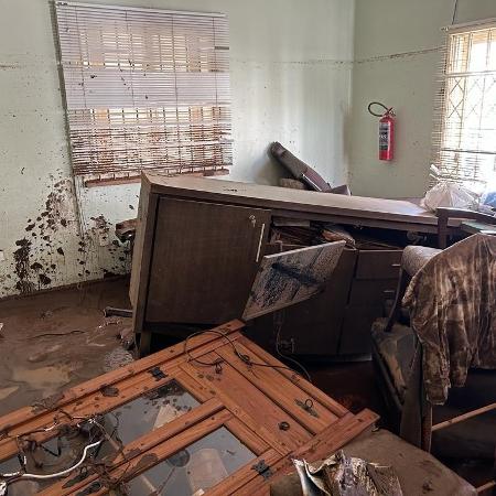 Casa de Elma ficou completamente destruída