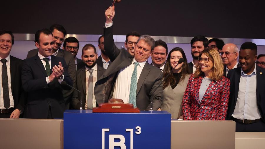 Tarcísio de Freitas (Republicanos) durante leilão do primeiro lote da PPP das escolas - Pablo Jacob / Governo do Estado