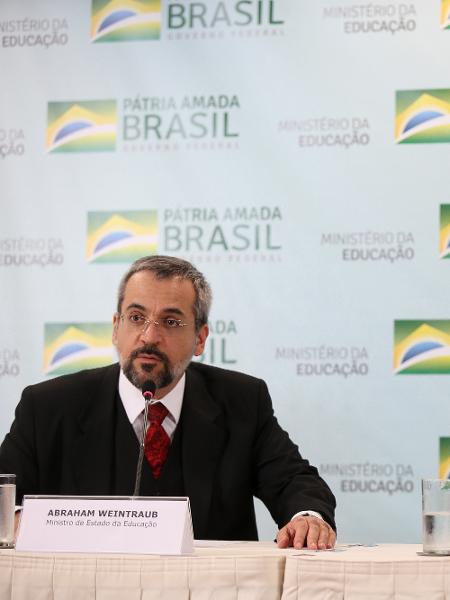 O ministro da Educação Abraham Weintraub durante coletiva de imprensa - Pedro Ladeira/Folhapress