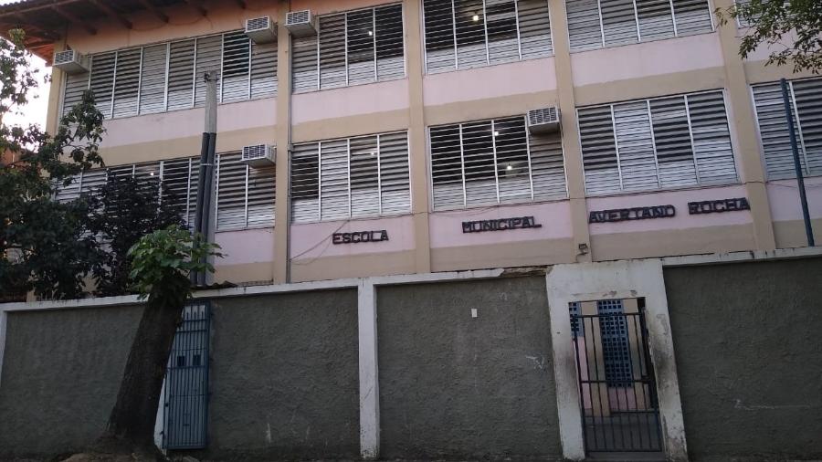 A Escola Municipal Avertano Rocha, na Cidade de Deus (zona oeste do Rio), é uma das mais de 1,5 mil unidades fechadas - Reprodução