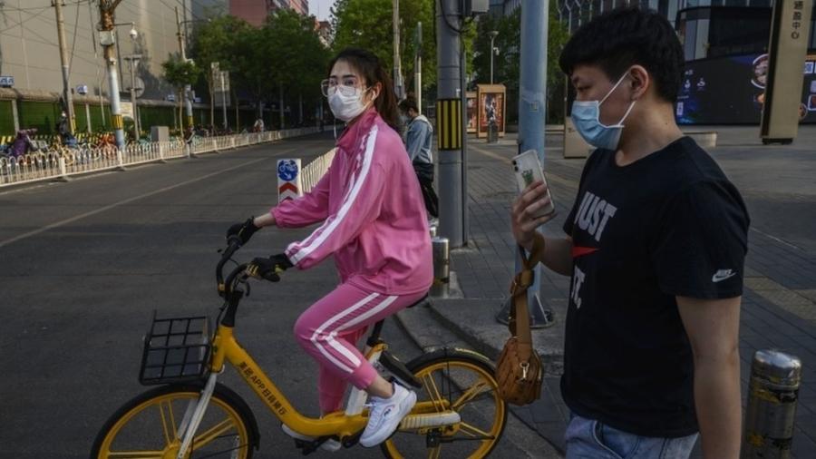 Políticos dizem que a China demorou para alertar o resto do mundo sobre a gravidade da covid-19 - Getty Images via BBC