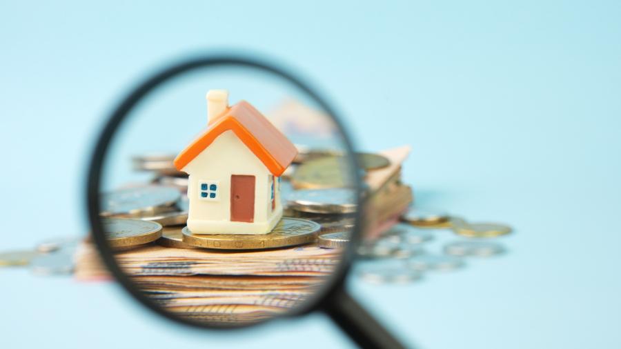 Quitar o financiamento imobiliário ou investir o dinheiro: veja o que fazer? - TanyaJoy/iStock