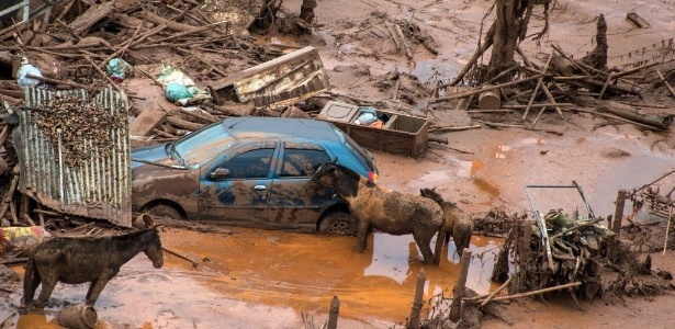 A lama da barragem de Fundão desvastou distritos de Mariana, como o de Bento Rodrigues - Christophe Simon/ AFP