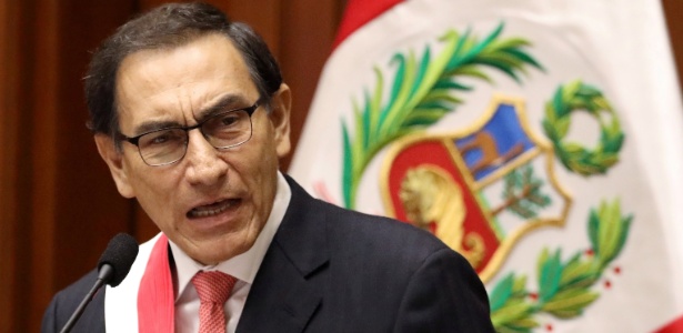 Presidente do Peru, Martín Vizcarra, acusa parlamentares de pararem reformas urgentes - Mariana Bazo/Reuters