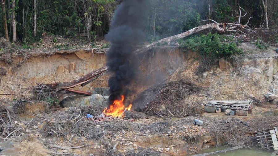 Equipamentos de garimpeiros destruídos em Roraima em 2019 -  CGIIRC/Funai