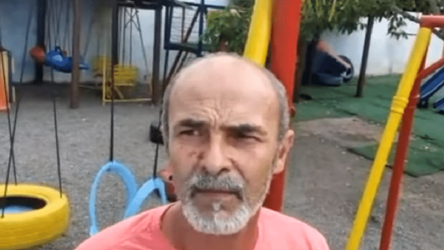 Aparecido é dono da creche em que ocorreu o ataque nesta manhã em Blumenau (SC) - Reprodução/YouTube/Brasil Urgente