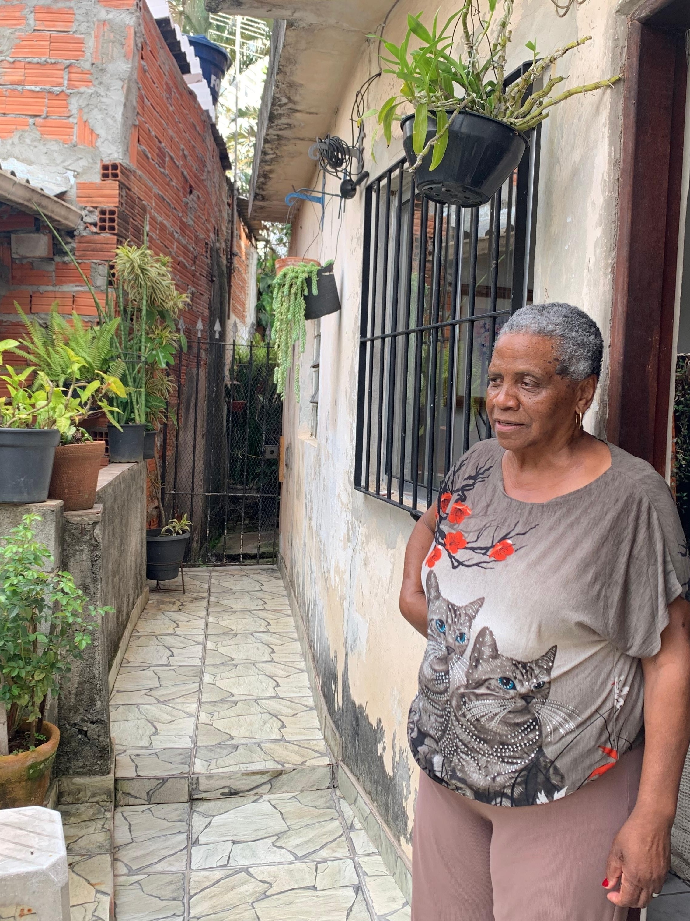 Obra em SP pode expulsar 200 famílias de casas: Lutei para construir