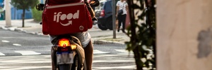 'Guerra do delivery': iFood reage à chegada de chinesa e avanço da 99 (Foto: Getty Images)