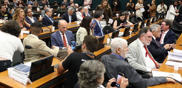 Oposição vai pressionar por compensação e transição na PEC 6x1