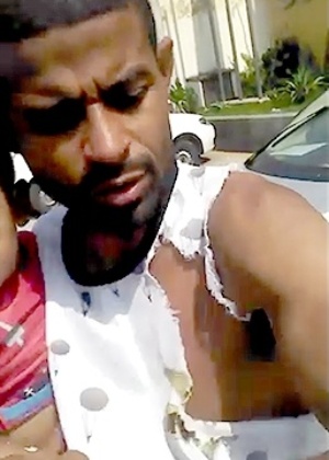 Lara gravou um vídeo com o filho no colo no qual relata a suposta tentativa de sequestro - Reprodução